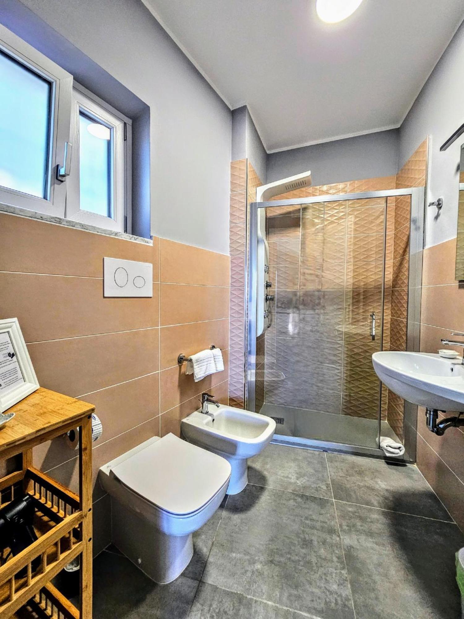 A Casa Di Alessandra - Rooms Castellabate Exterior foto